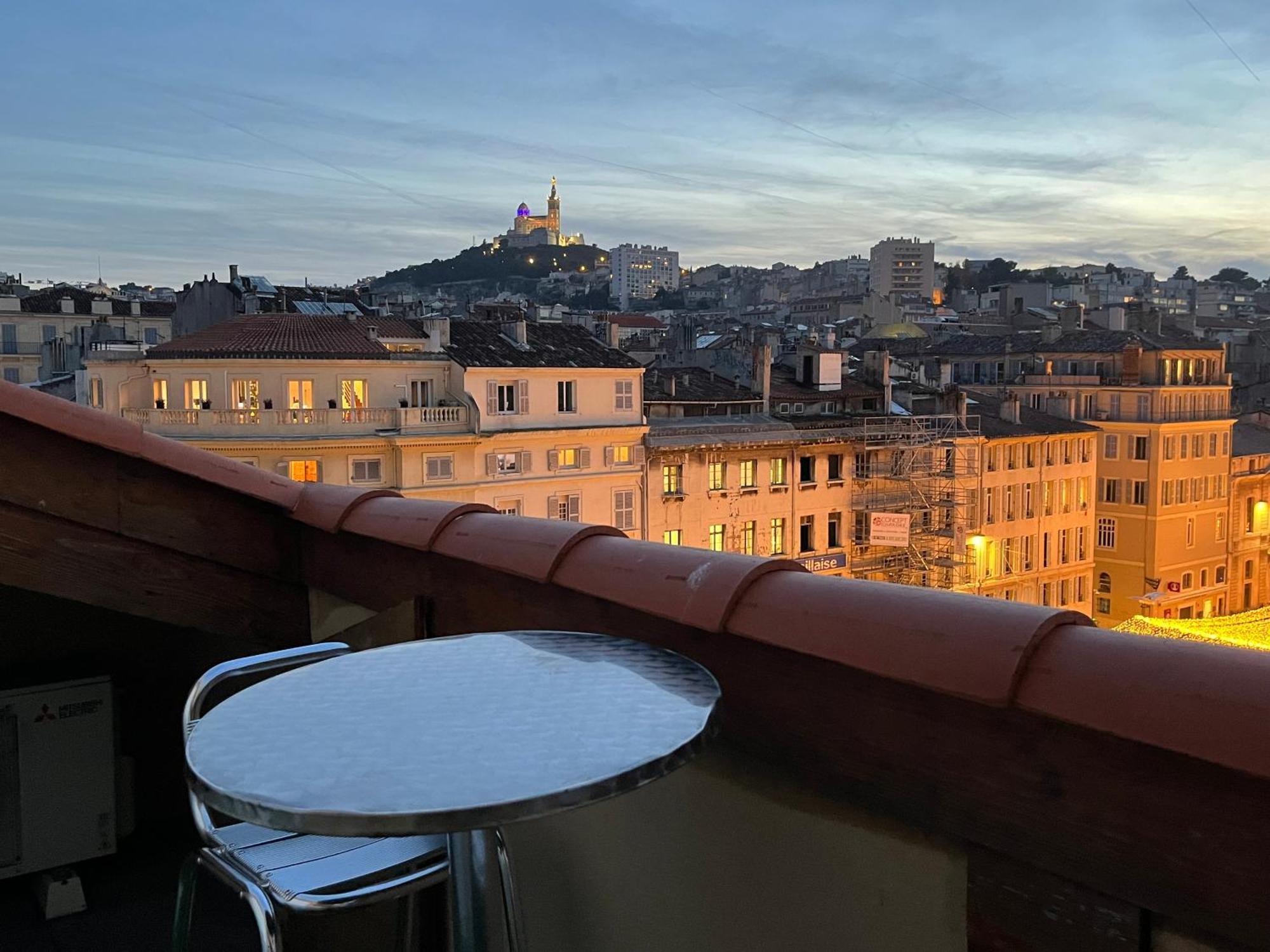 Appartamento Loft Moderne Vue Vieux Port Terrasse Rooftop Marsiglia Esterno foto